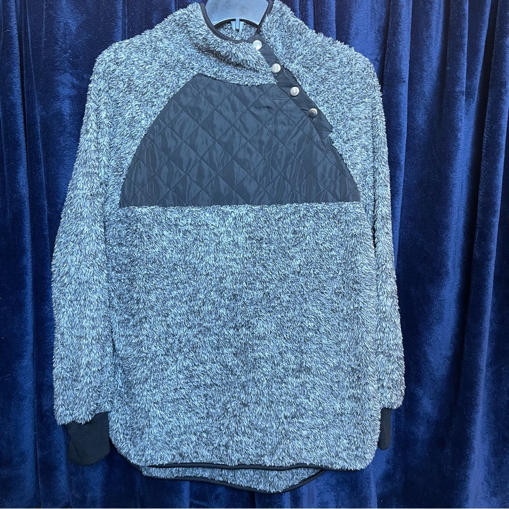 Main Strip Charcoal Turtleneck Sweater